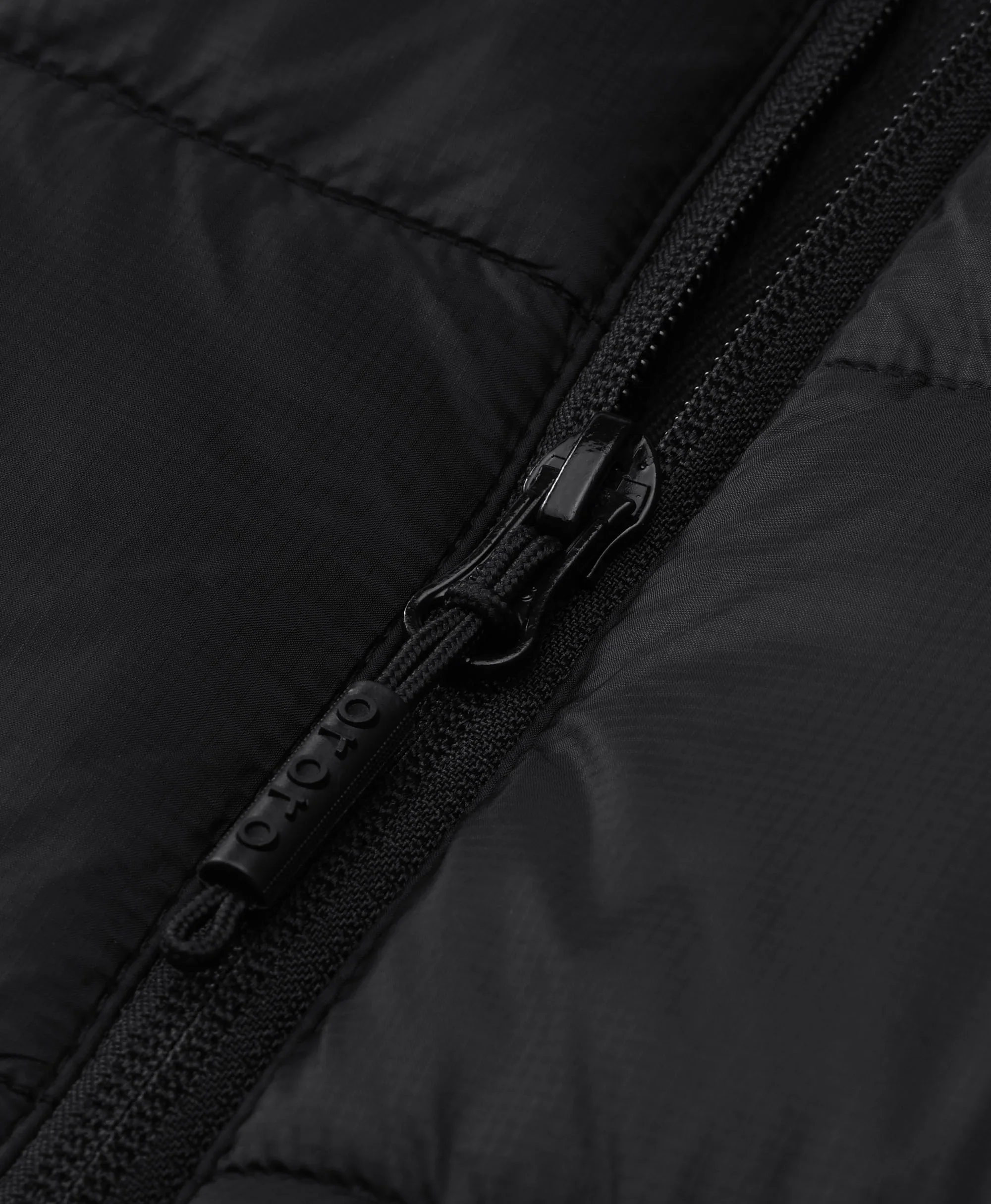 (Open-box) Men's 4-Zone Classic Heated Vest (10 Year Anniversary Limited Edition) - Black (Battery Set Not Included) - Image 6