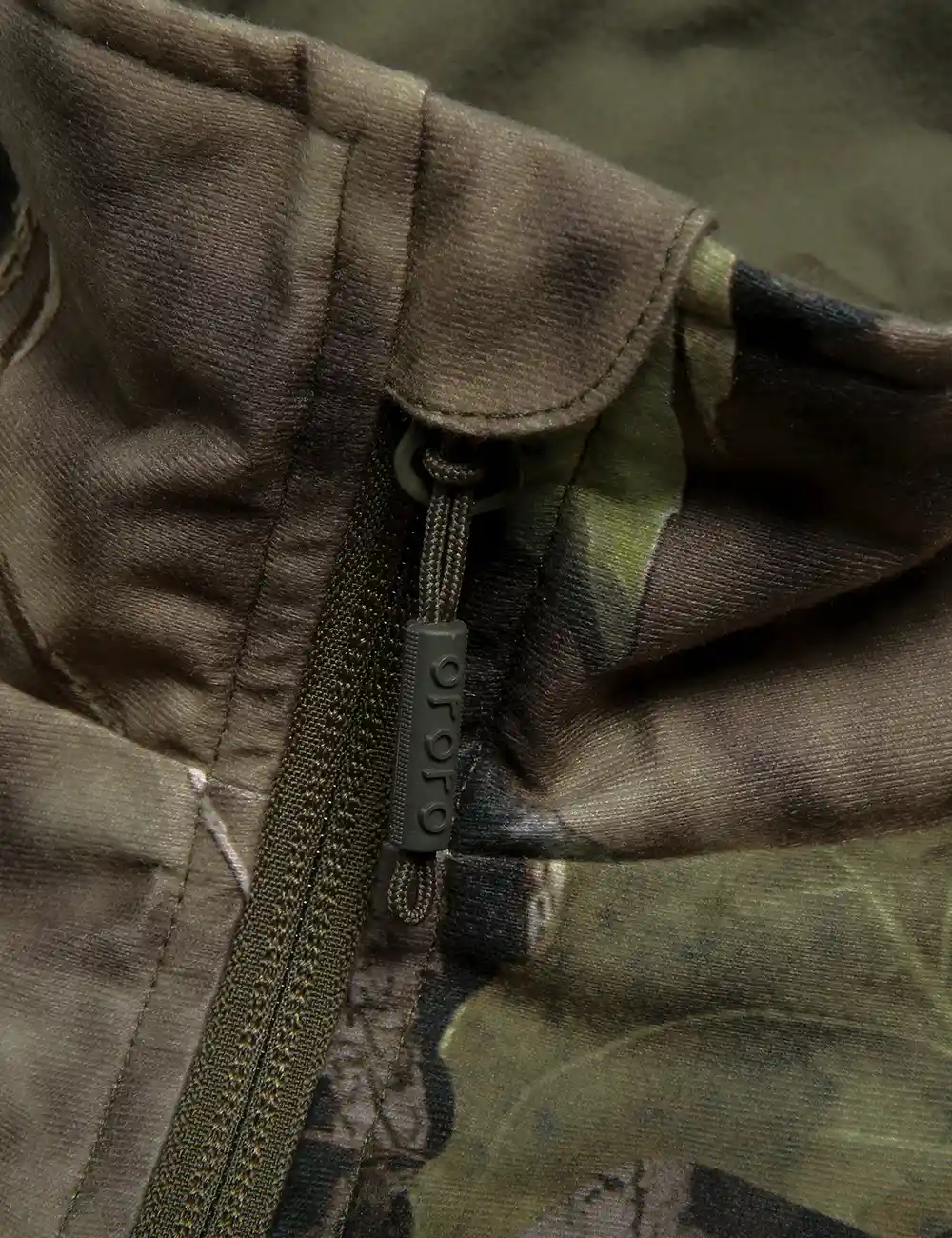 Men's Heated Hunting Vest - Camouflage, Mossy OakĀ® Country DNA (Apparel Only) (Final Sale) - Image 6