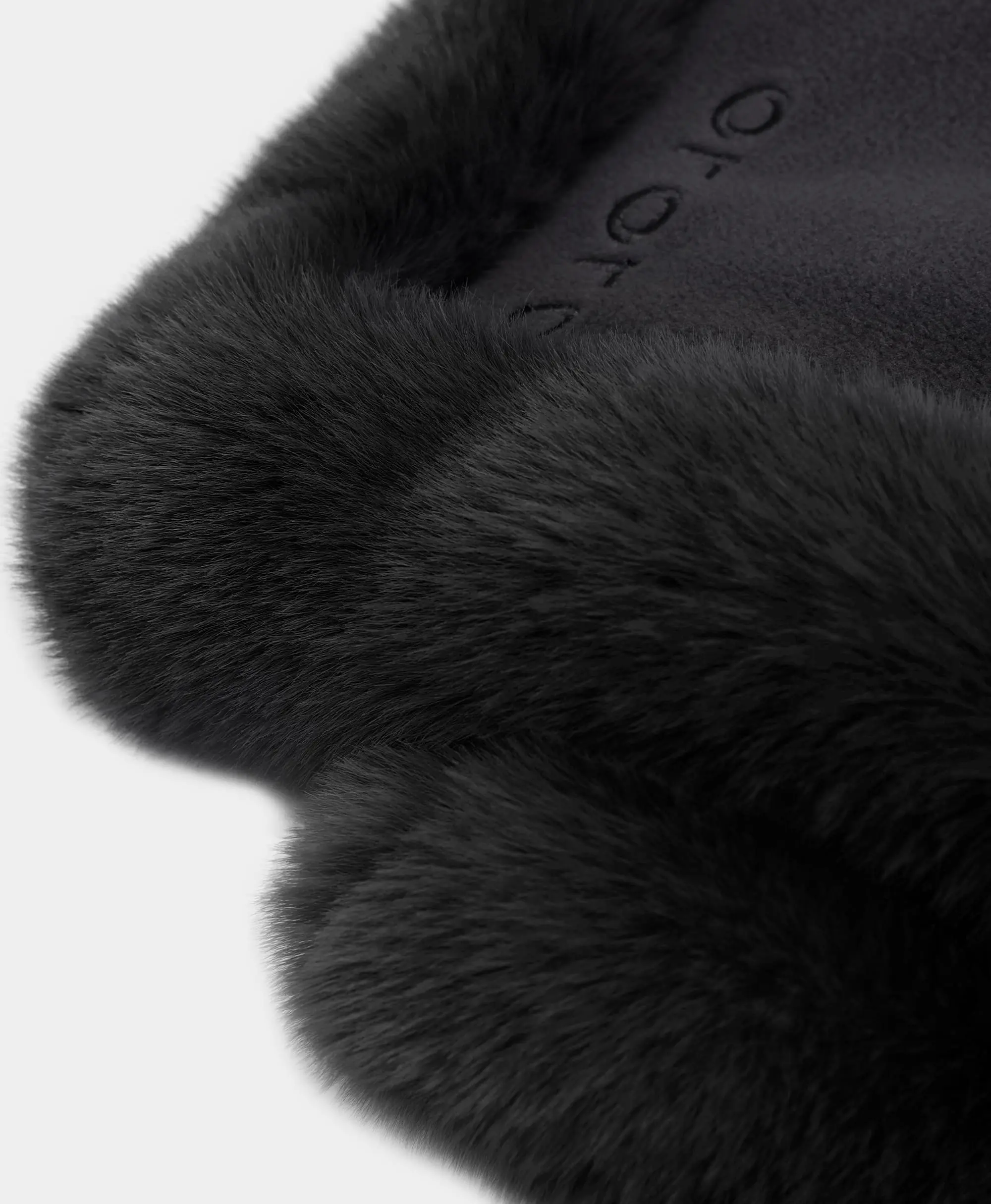Queen Cove Unisex Heated Faux Fur Fleece Scarf - Image 11